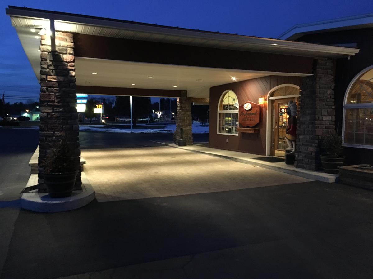 Landmark Motor Inn 글렌즈 폴스 외부 사진