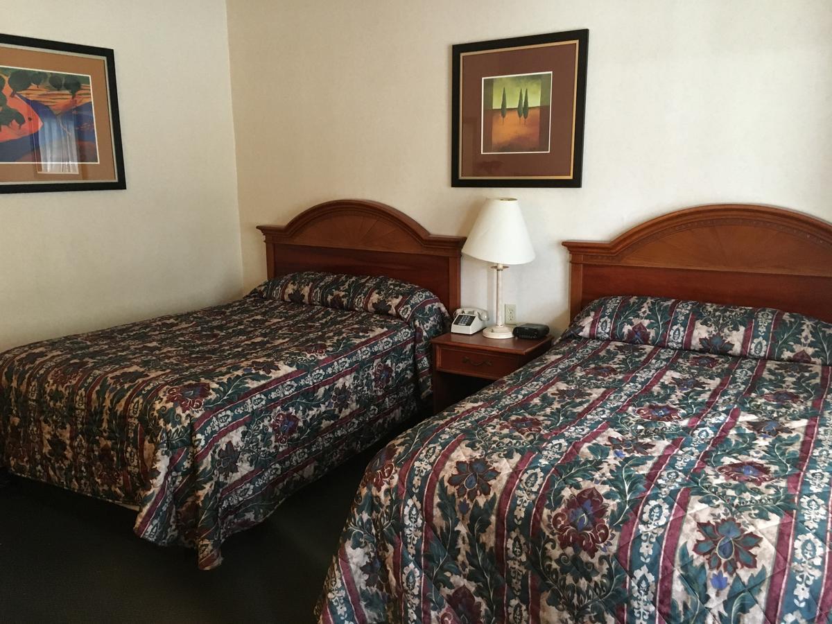 Landmark Motor Inn 글렌즈 폴스 외부 사진